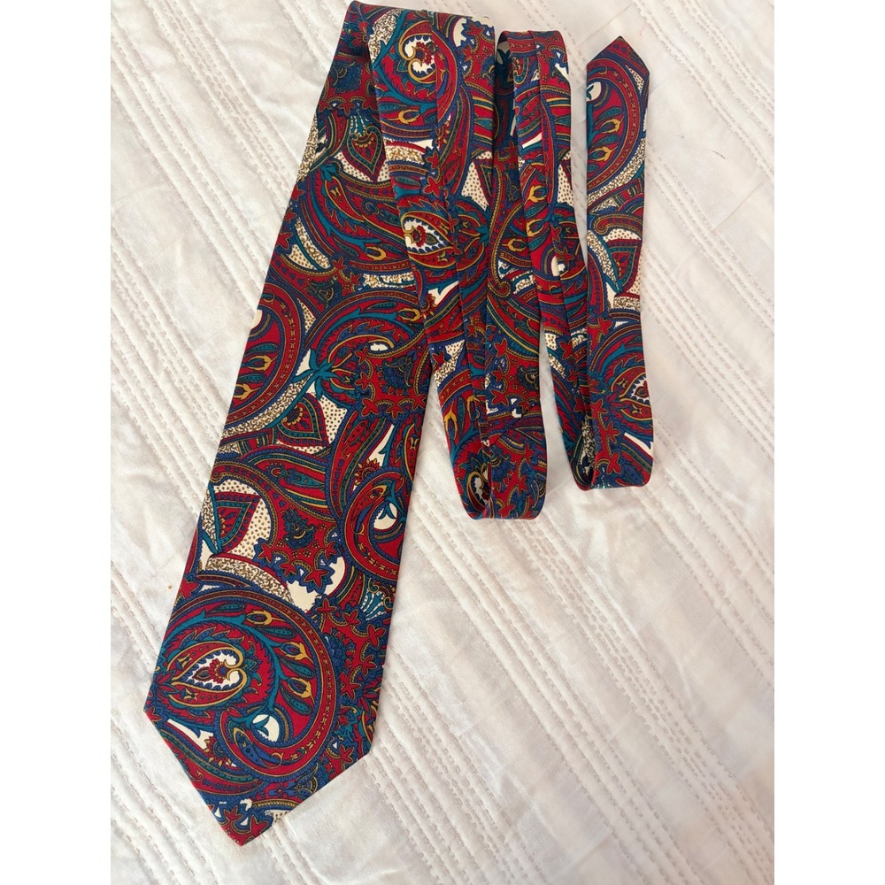 Harve Benard 100% Silk Paisley Tie Red Blue Gold Benard Holtzman Mens Necktie